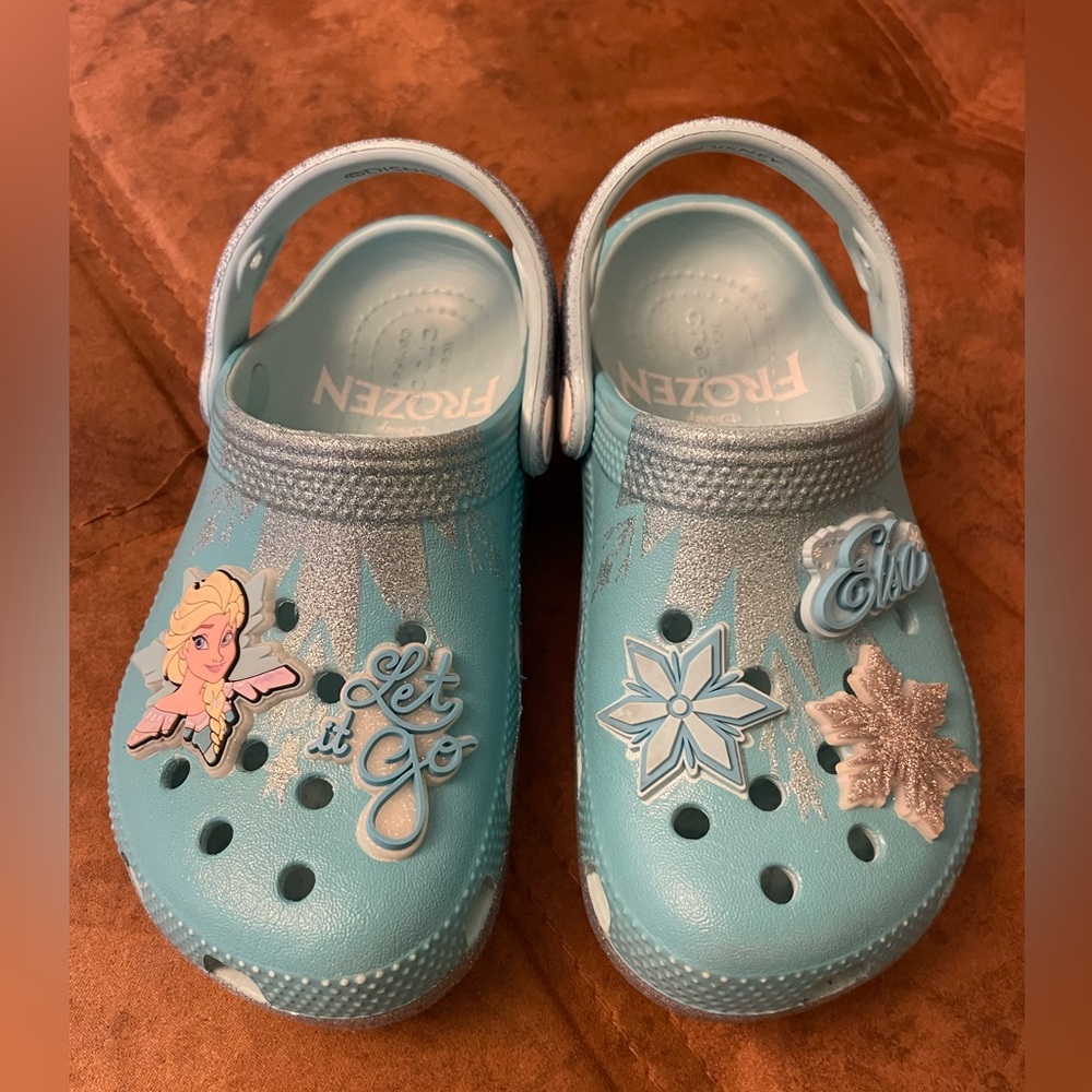 Kids Crocs Clogs, 11C, Let it go limited edition - Picture 8 of 8